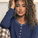 Pigiama donna in caldo cotone con maglia serafino e pantaloni tartan - BLU - CL15