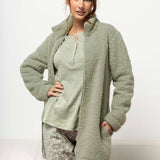 Pigiama donna in caldo cotone verde salvia con pantaloni floreali - SALVIA - RA15