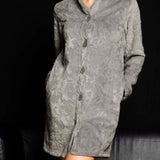 VESTAGLIA IN TESSUTO CON BOTTONI L.90